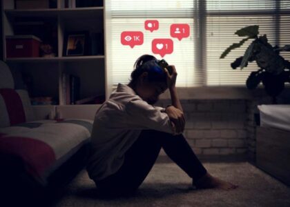 How Social Media Affects Mental Health